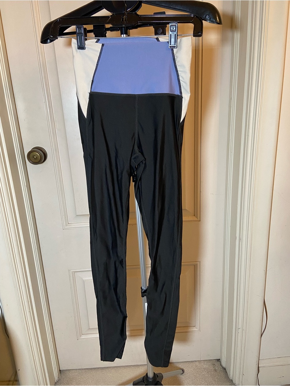 CARBON 38 Luxury Colorblock High-Waist Leggings in Black, White & Lavender